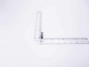 Вісь вилки З/Ходу КПП 1102 ( < ) (циліндрик з фасками під стопора) Меліт.