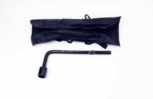 Балонник 19 (ключ гайки колеса) у вологозахисному чохлі.  Ориг.  GM